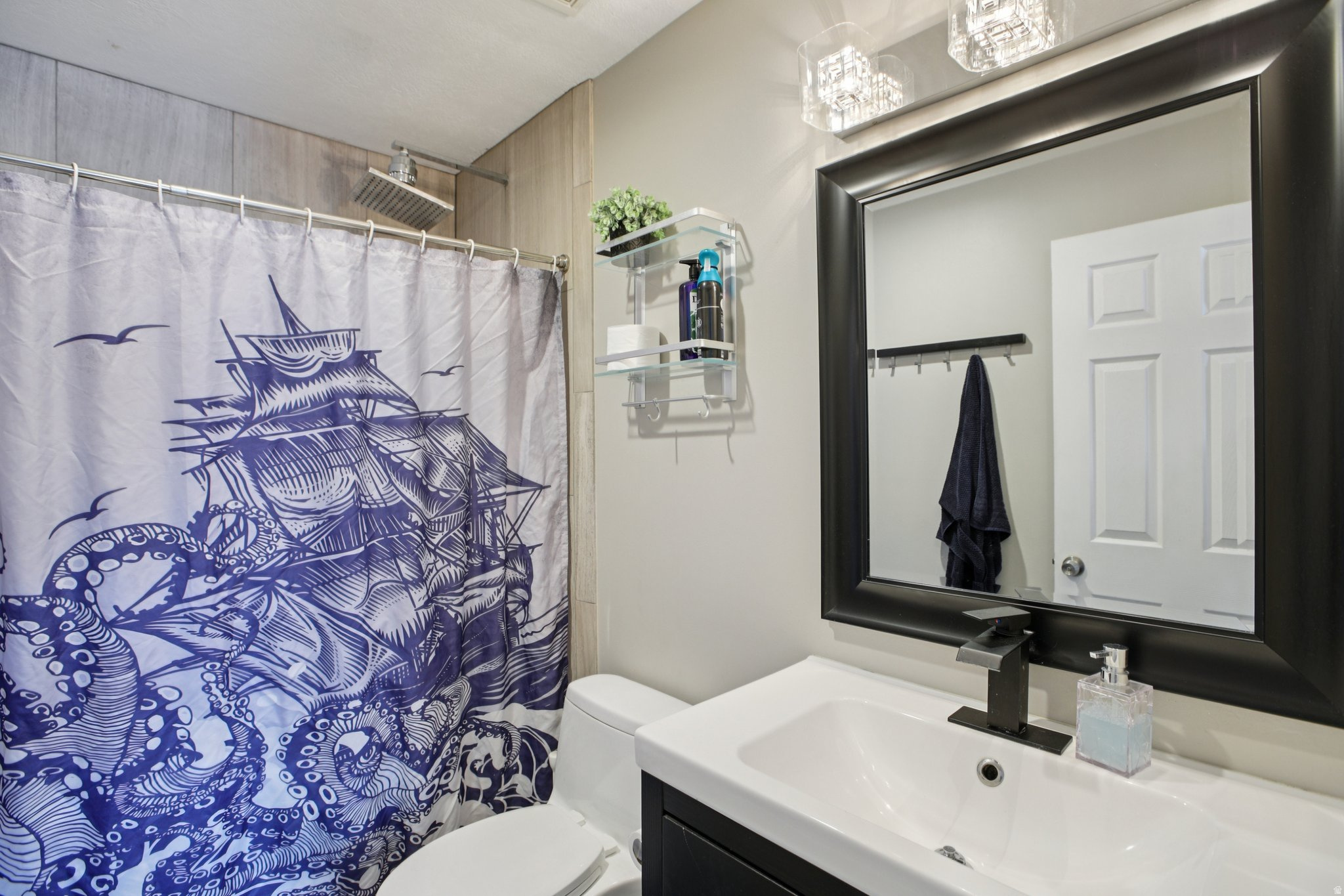 WATERSIDE COVE - Residential