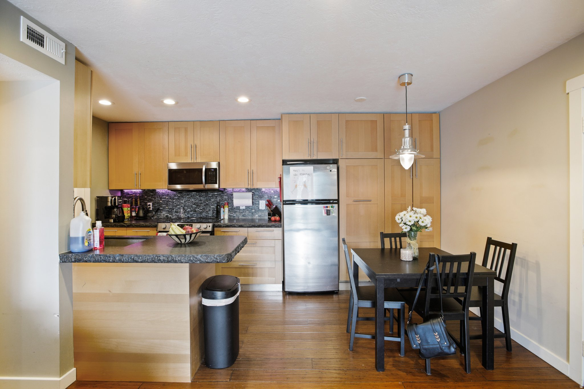 WATERSIDE COVE - Residential