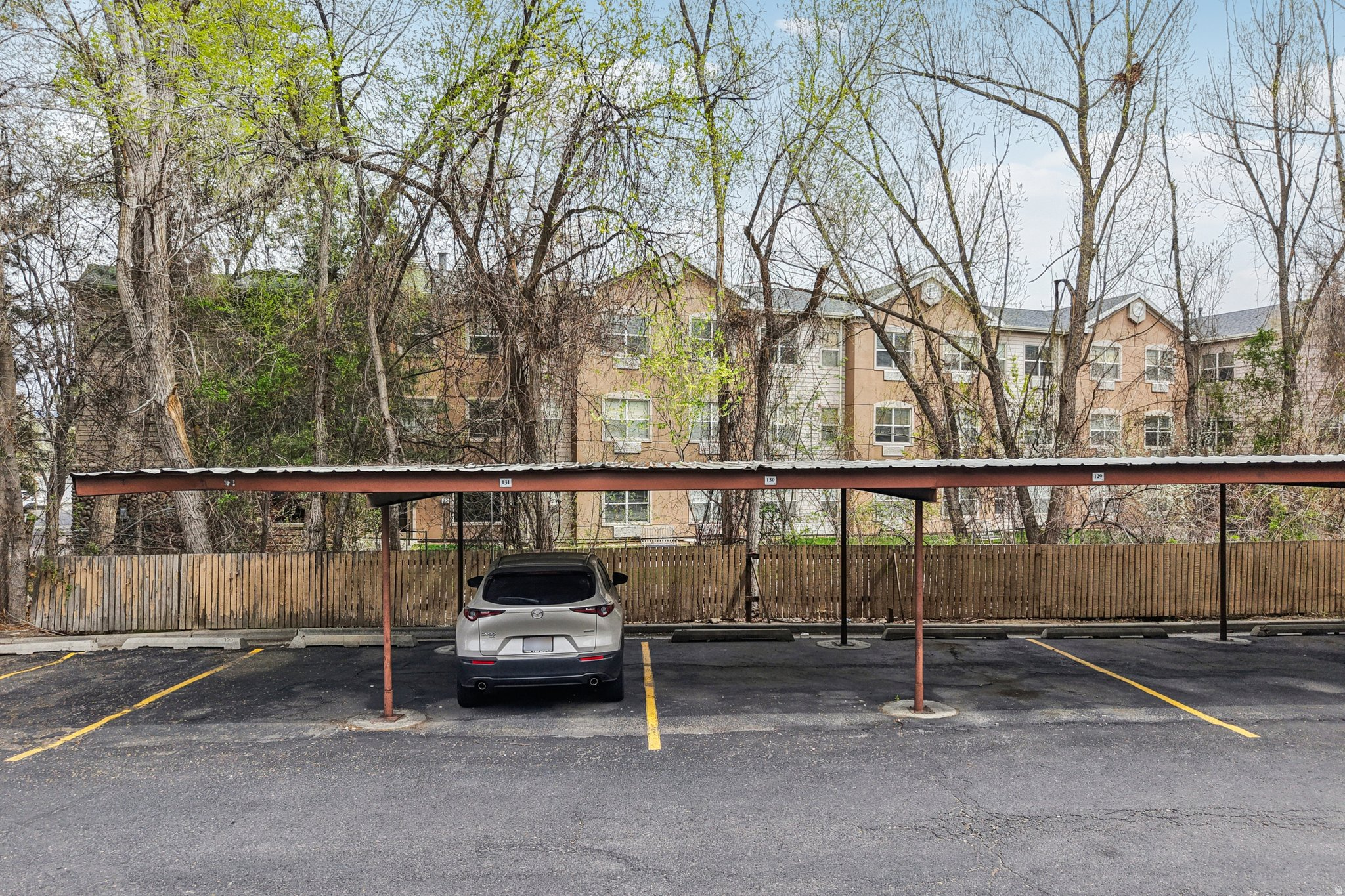 WATERSIDE COVE - Residential