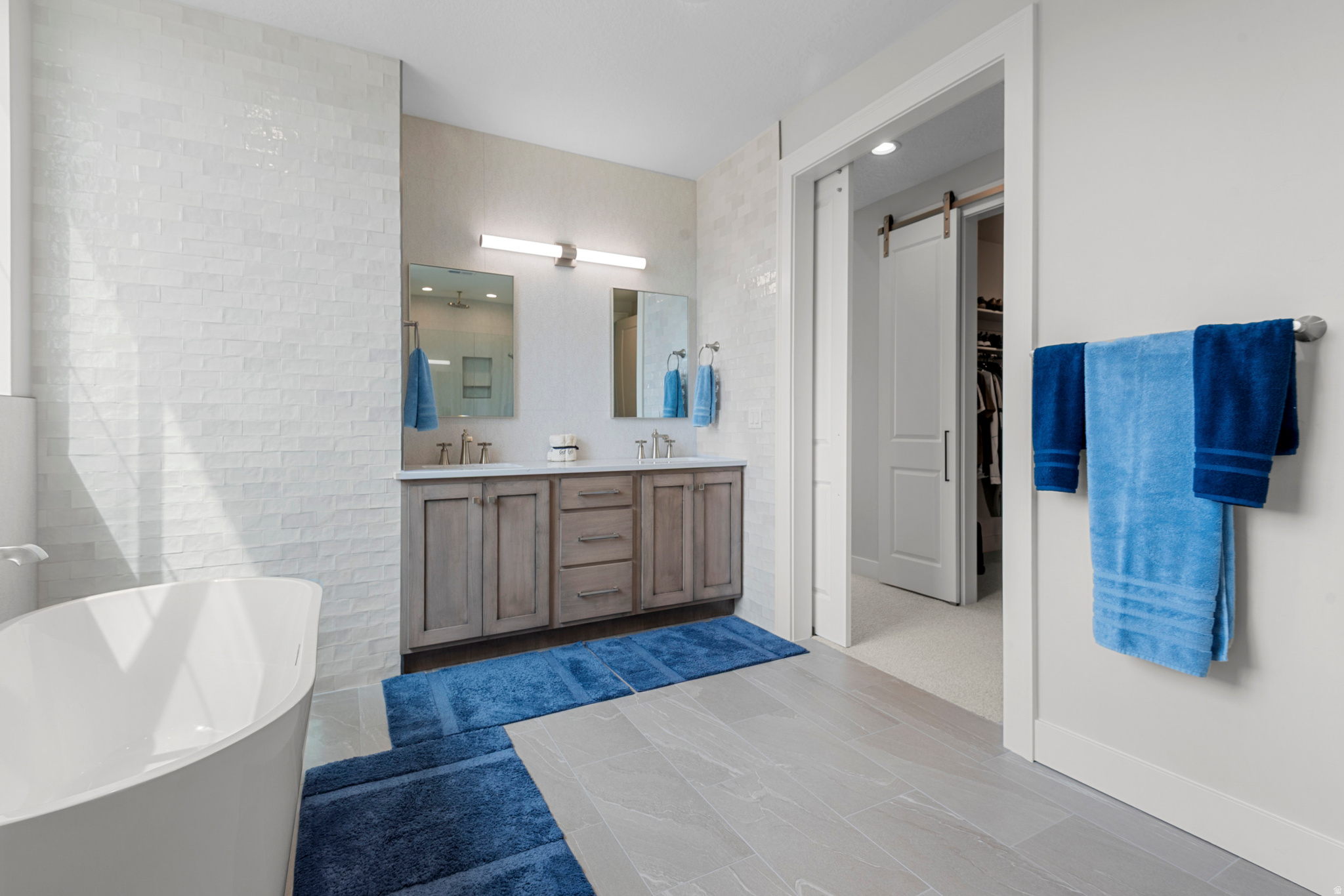 MONTDELLA - Residential Income