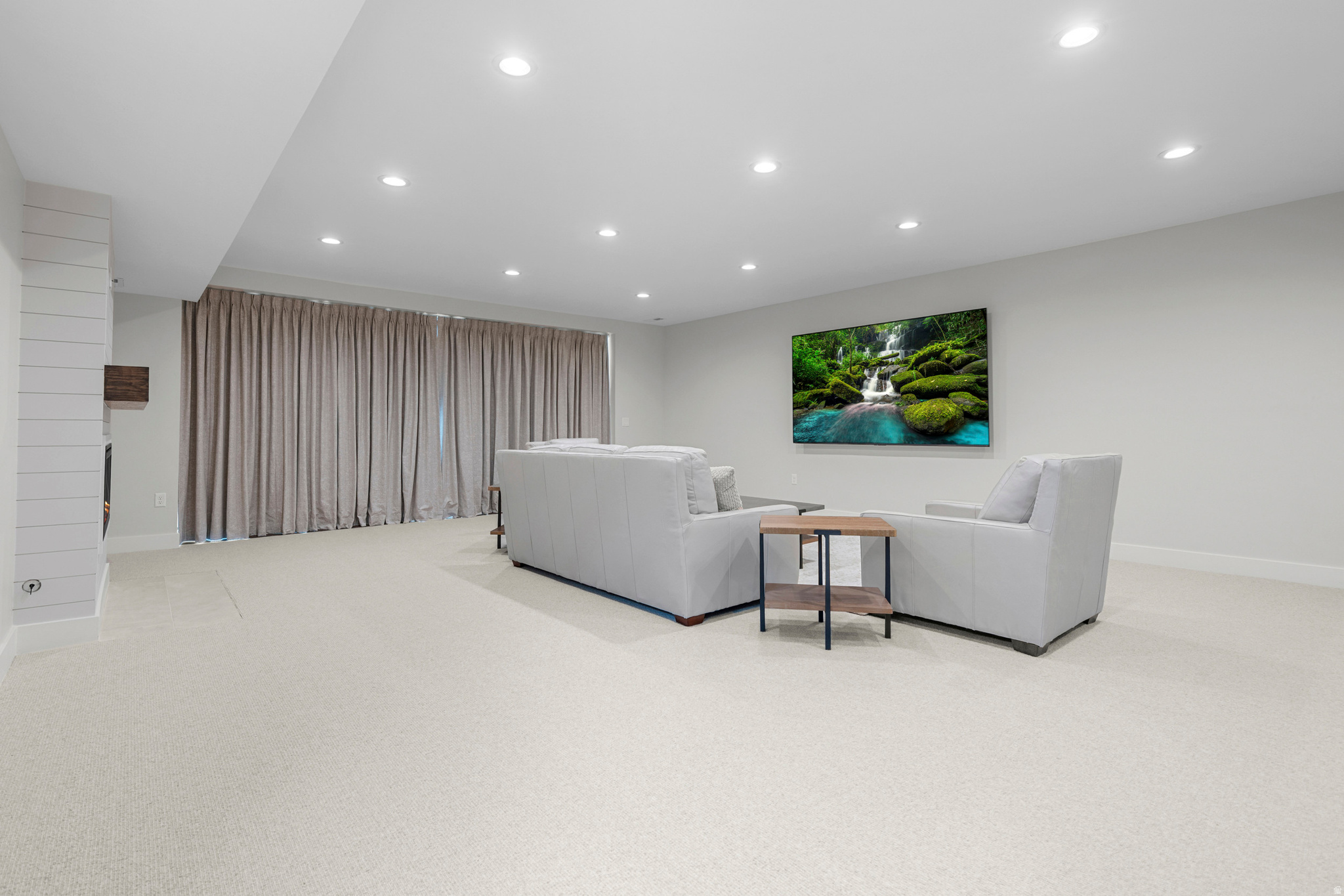 MONTDELLA - Residential Income