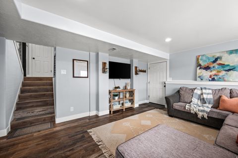 Tiny photo for 3193 W MEADOW GREEN WAY, West Jordan, UT 84088 (MLS # 2139614)