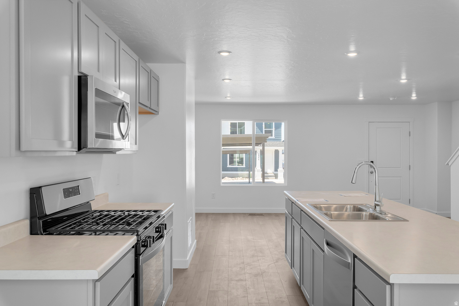 WESTERN ACRES - Residential