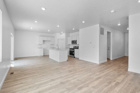 Tiny photo for 2013 E DORSET WAY #297, Salem, UT 84653 (MLS # 2152644)