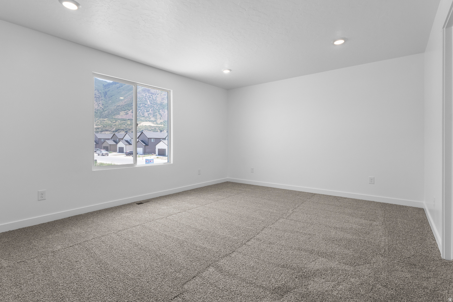 VIRIDIAN - Residential