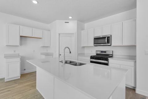 Tiny photo for 2013 E DORSET WAY #297, Salem, UT 84653 (MLS # 2152644)