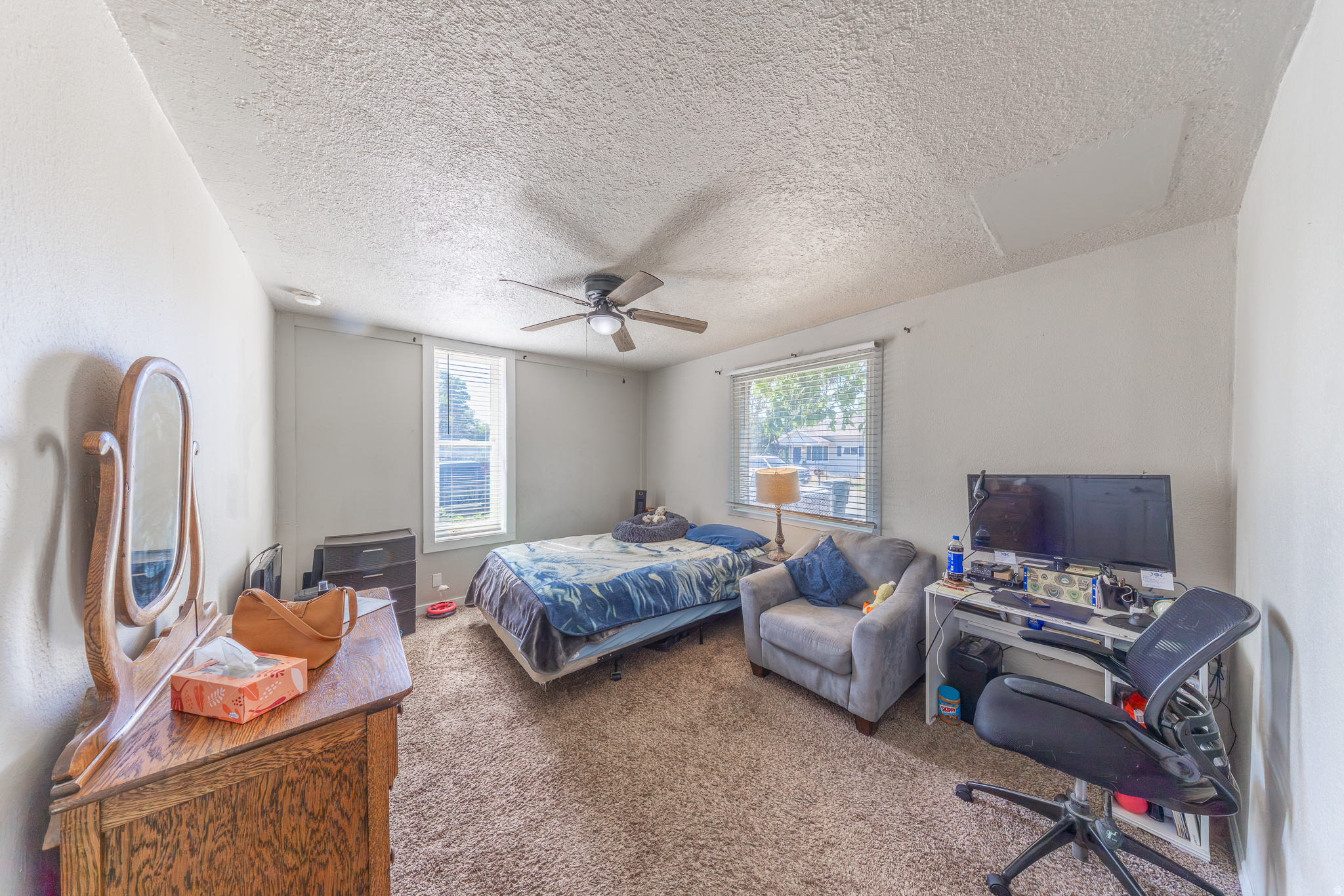 EAST LYNN - Residential