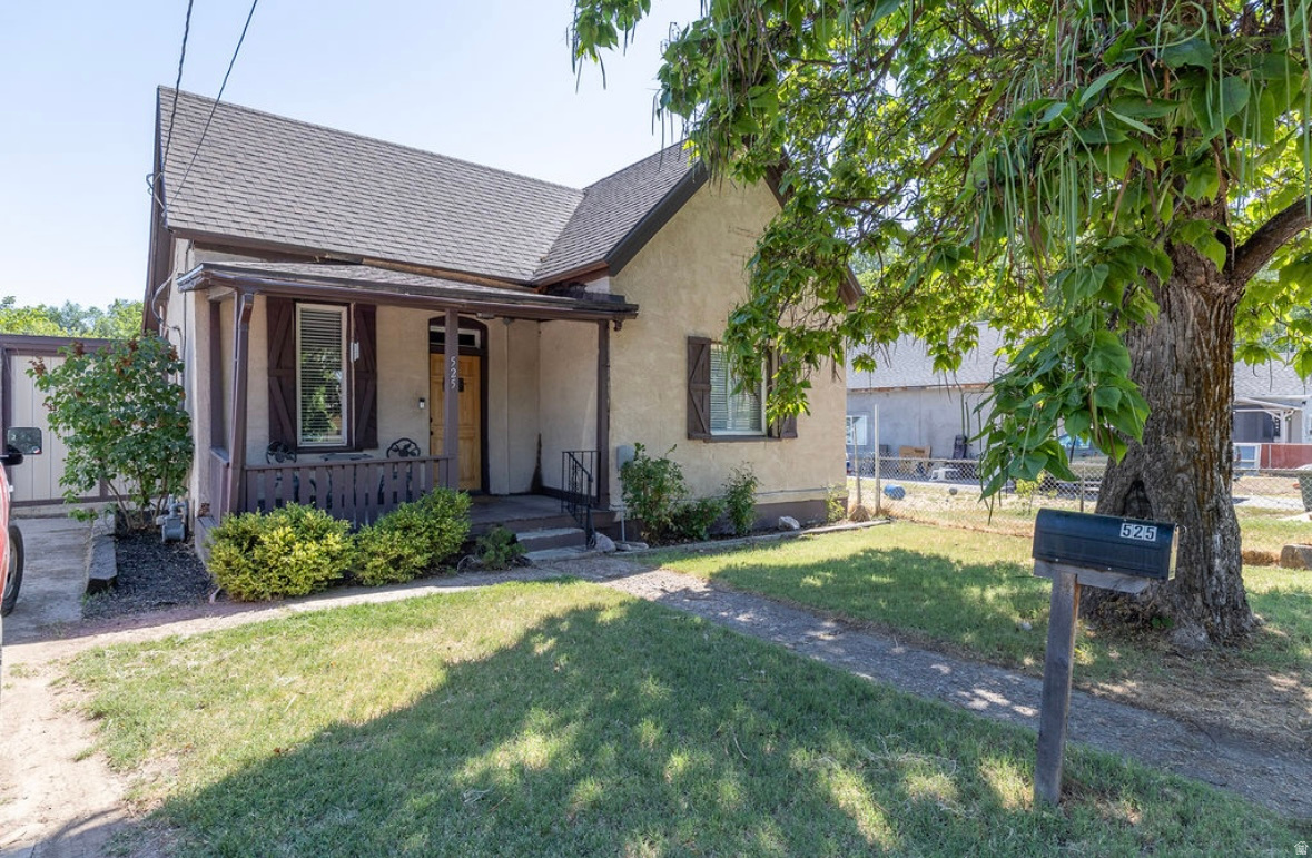 EAST LYNN - Residential