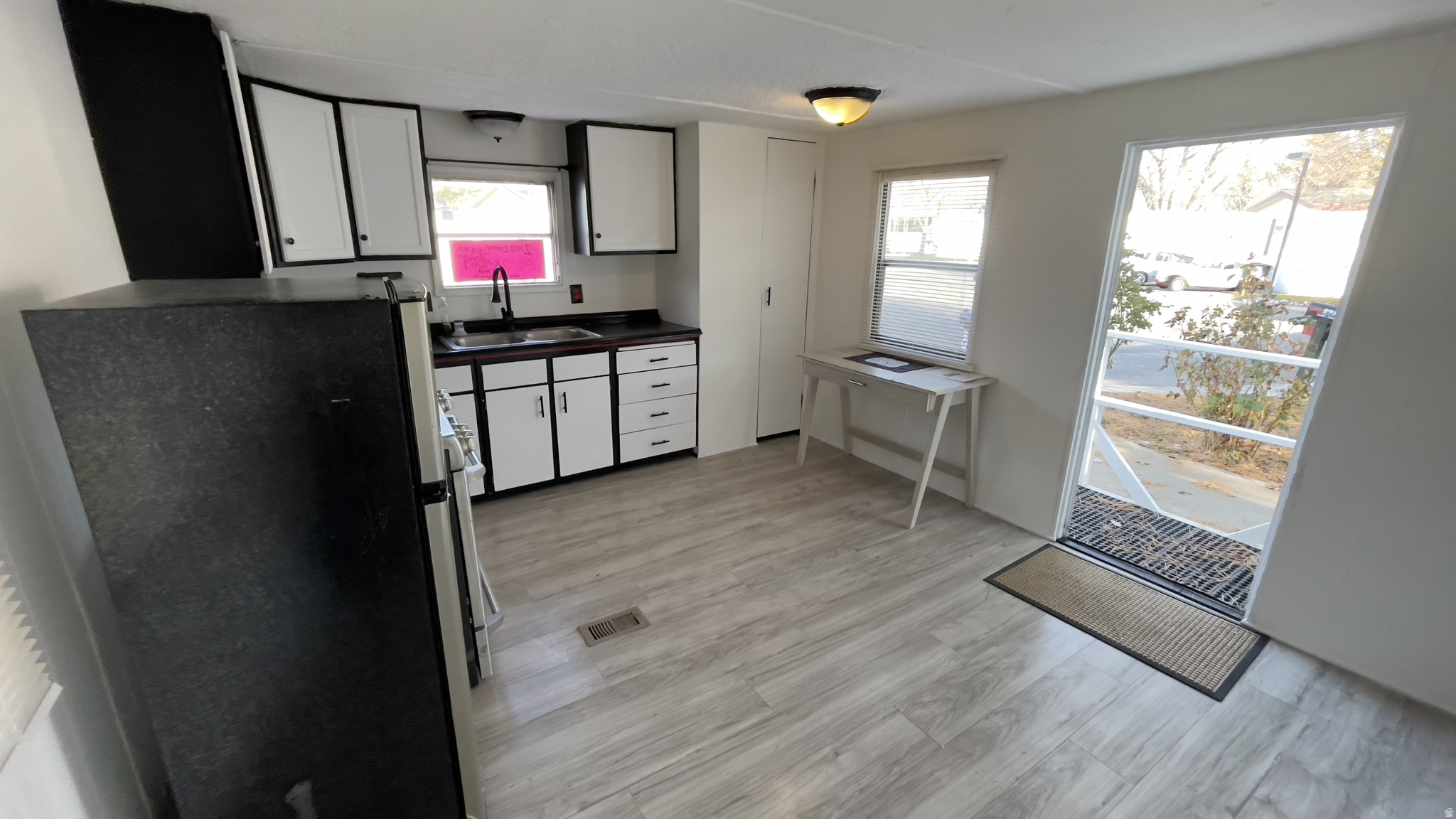 RIVERDALE MEADOWS - Residential