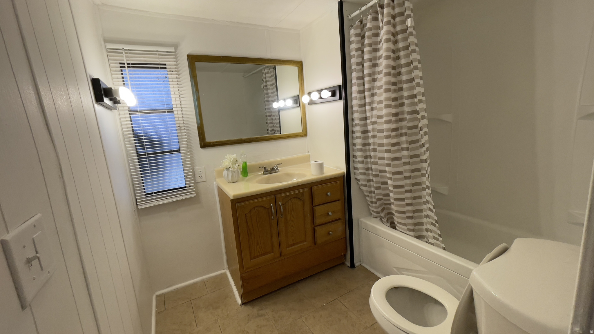 RIVERDALE MEADOWS - Residential