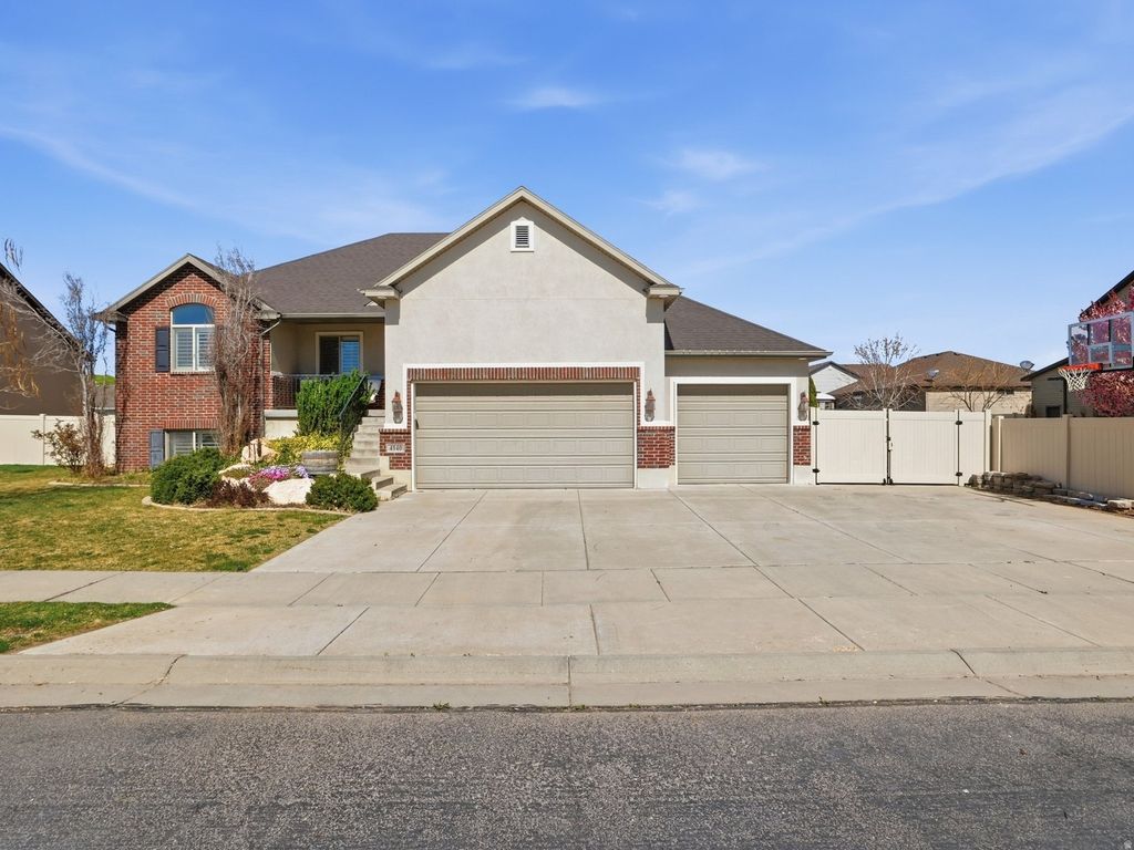 Photo of 4540 W 5800 S, Hooper, UT 84315 (MLS # 2145857)