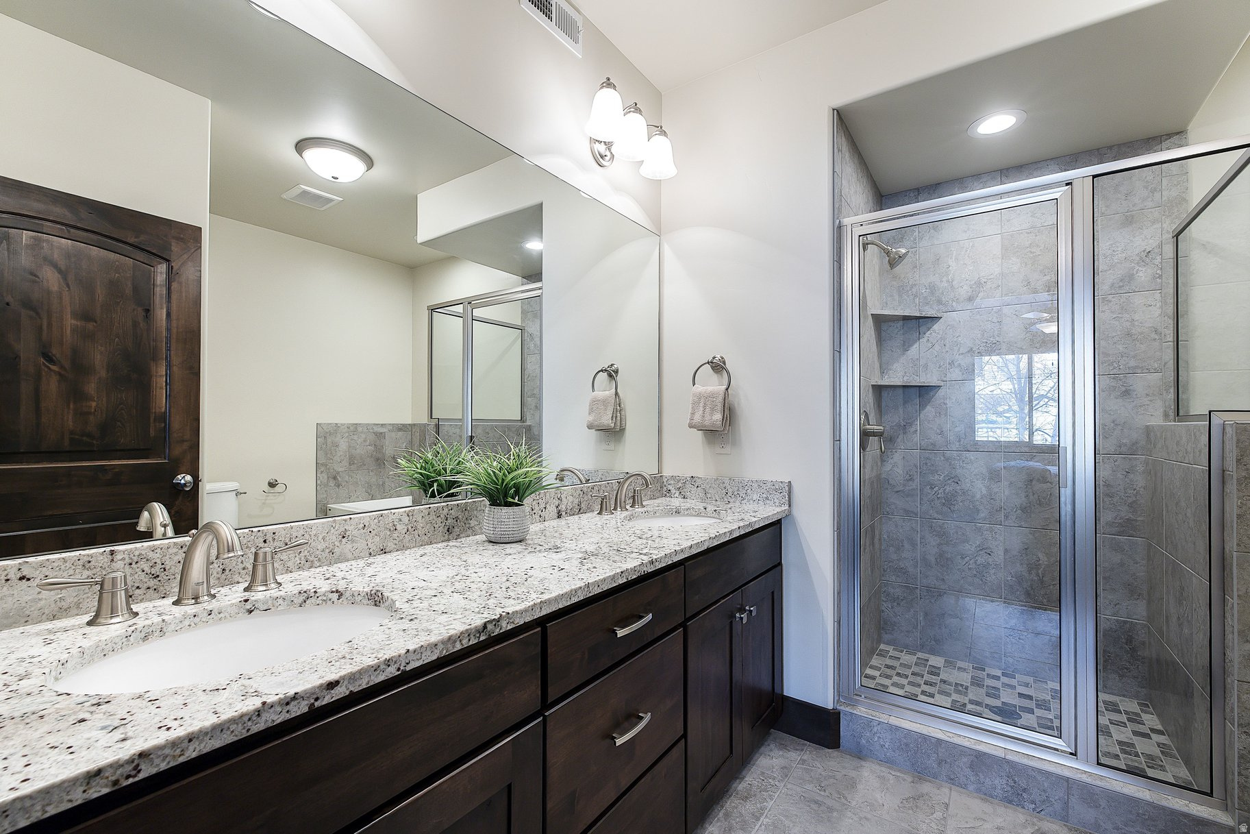 BLACK ROCK RIDGE - Residential