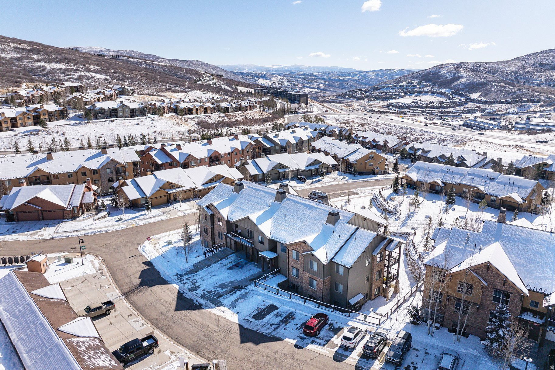 BLACK ROCK RIDGE - Residential