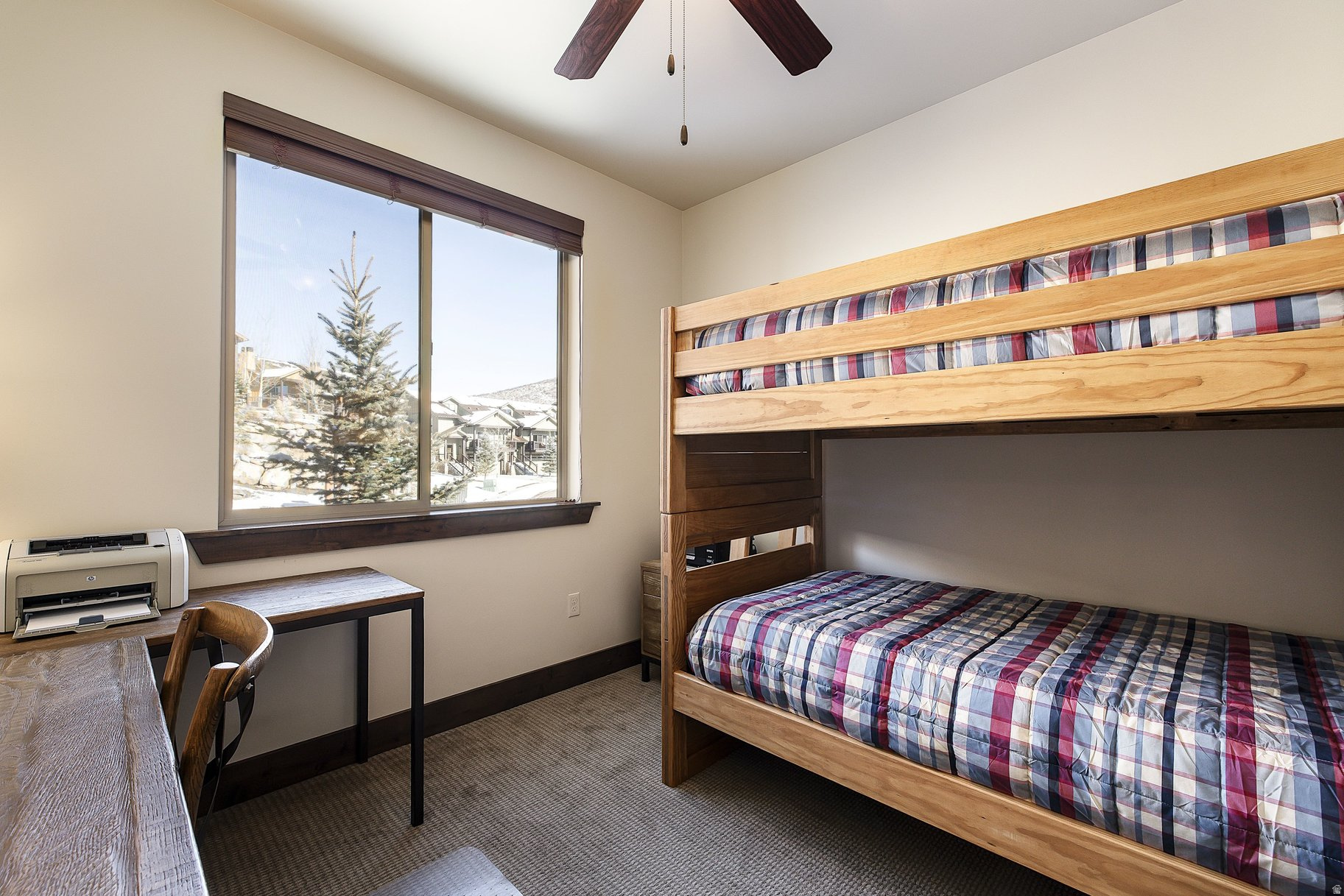 BLACK ROCK RIDGE - Residential