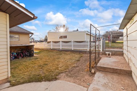 Tiny photo for 376 W 200 N, Aurora, UT 84620 (MLS # 2127964)
