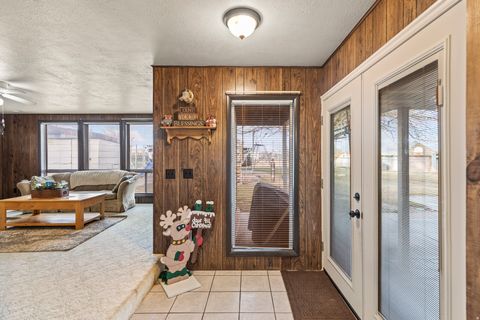 Tiny photo for 376 W 200 N, Aurora, UT 84620 (MLS # 2127964)