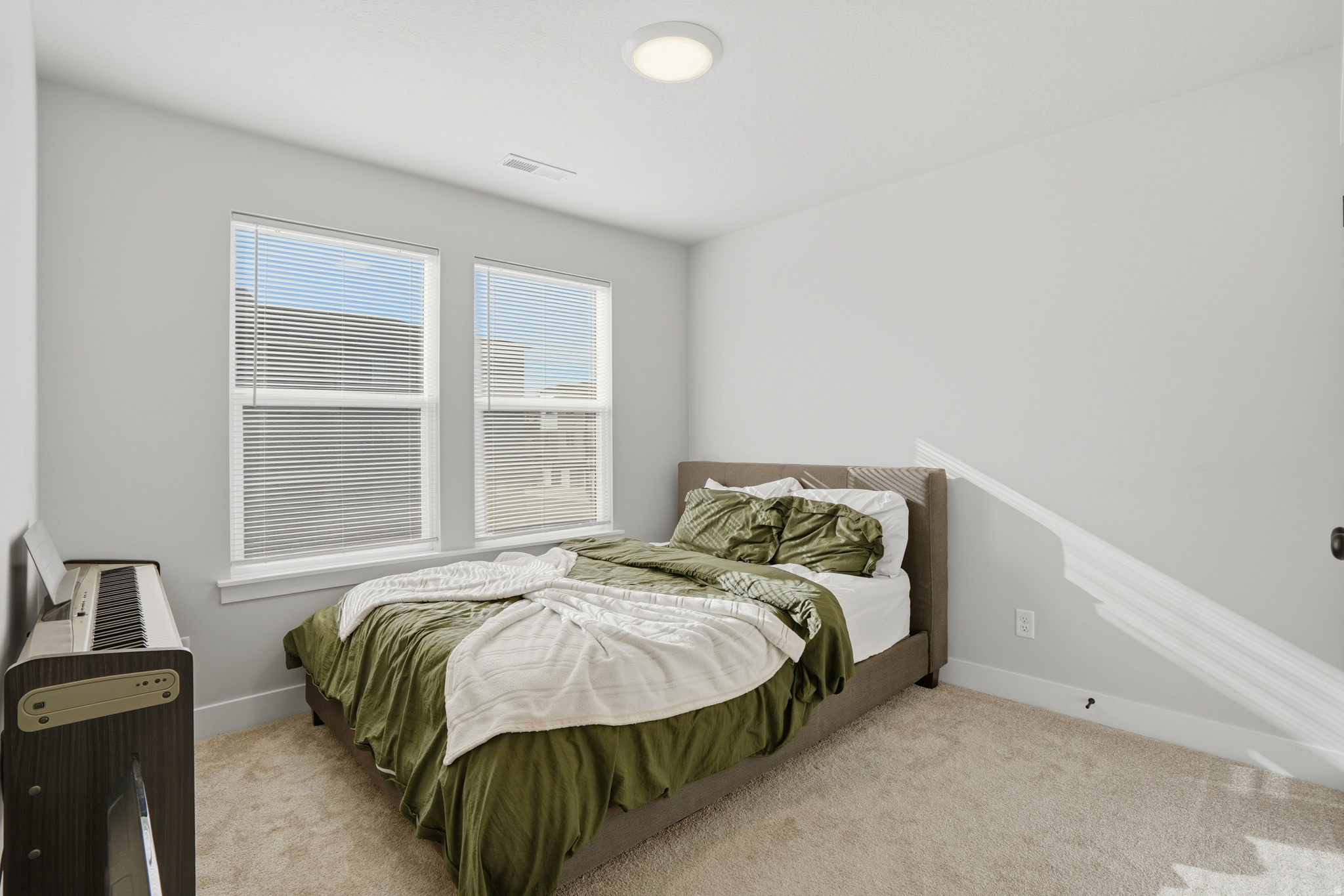 MOUNTAIN RIDGE - Residential