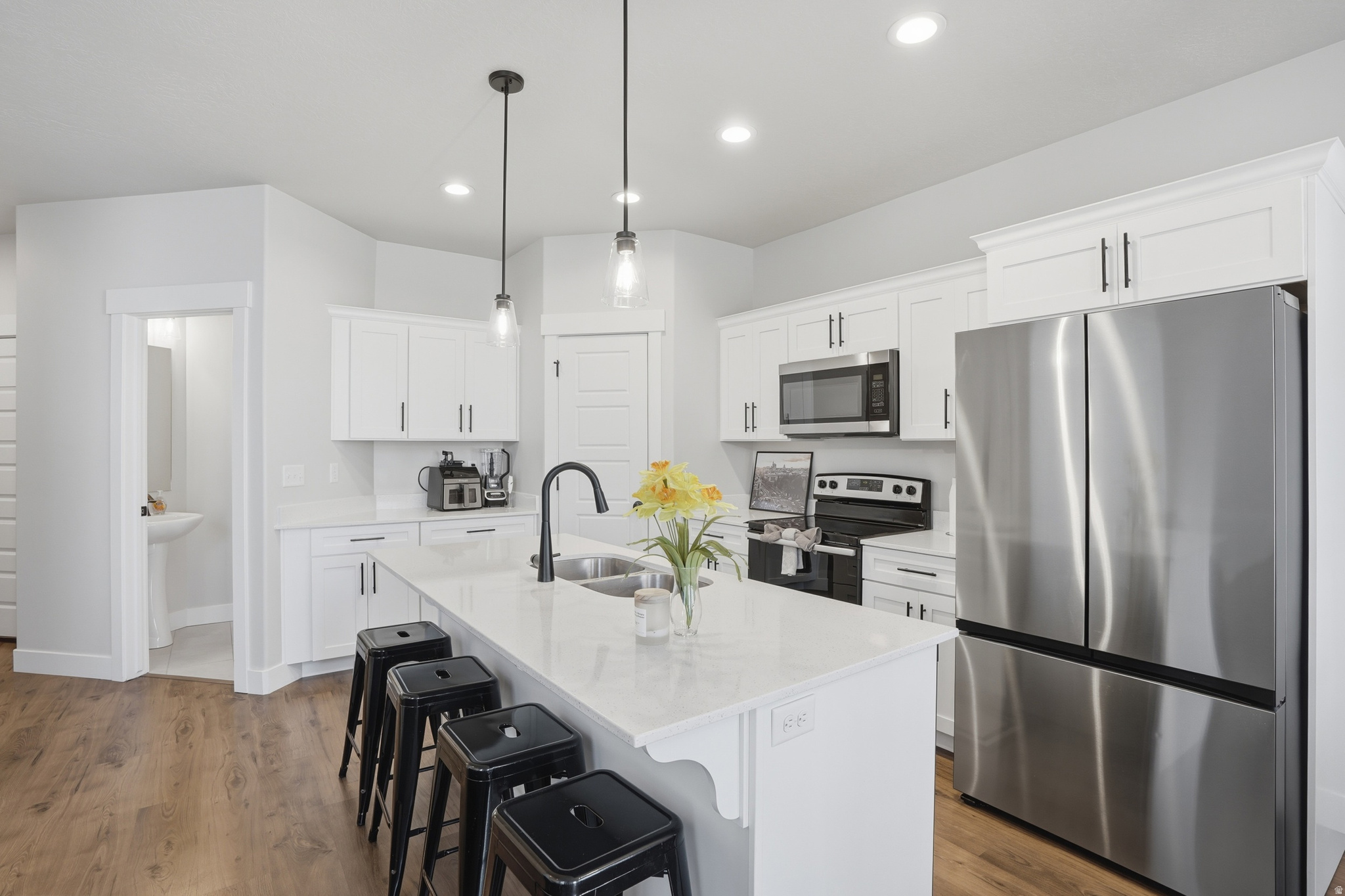 MOUNTAIN RIDGE - Residential