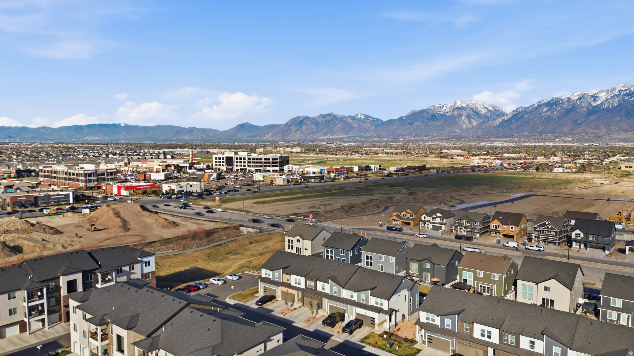 MOUNTAIN RIDGE - Residential