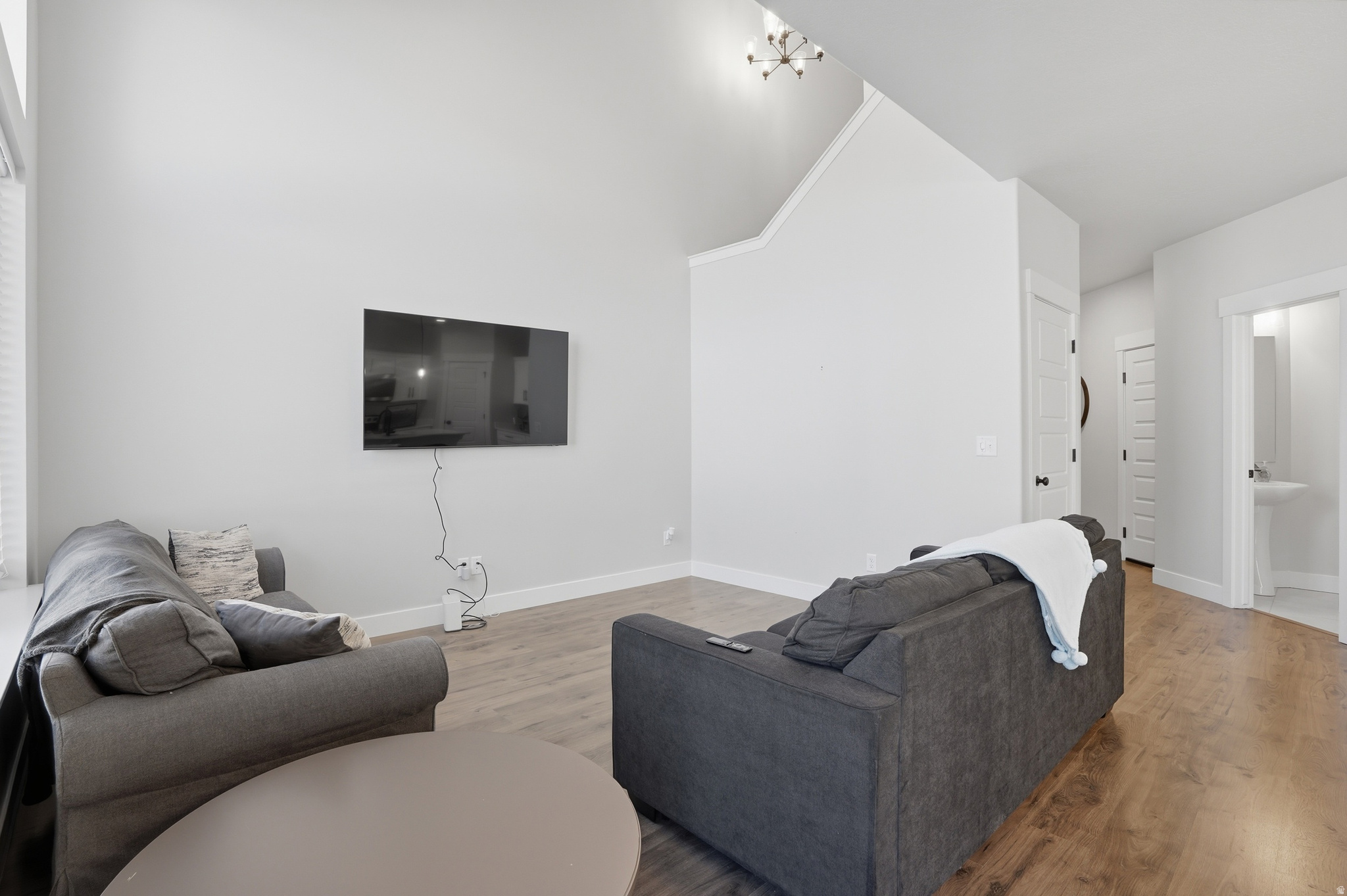 MOUNTAIN RIDGE - Residential