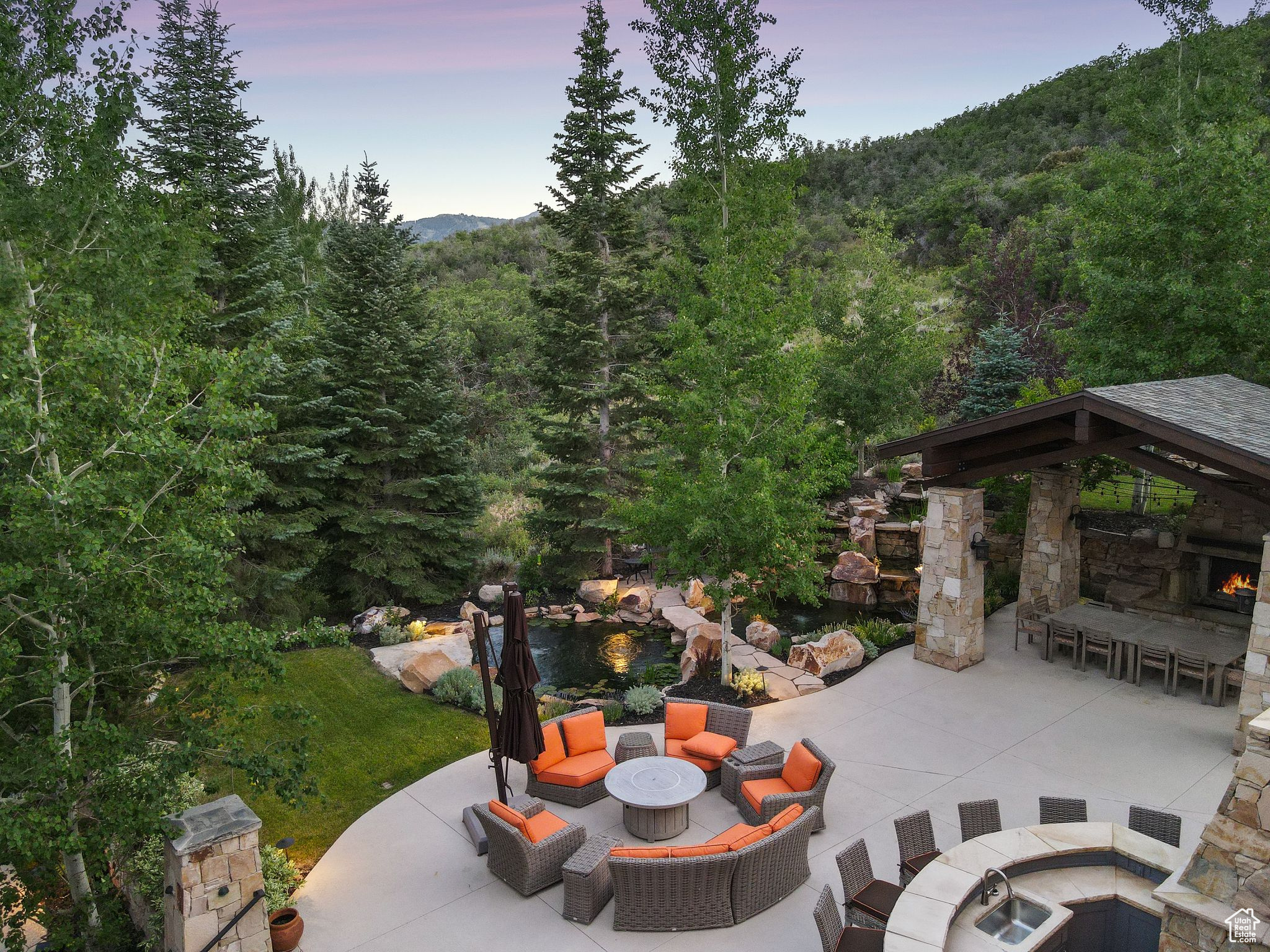 PARK MEADOWS - Residential