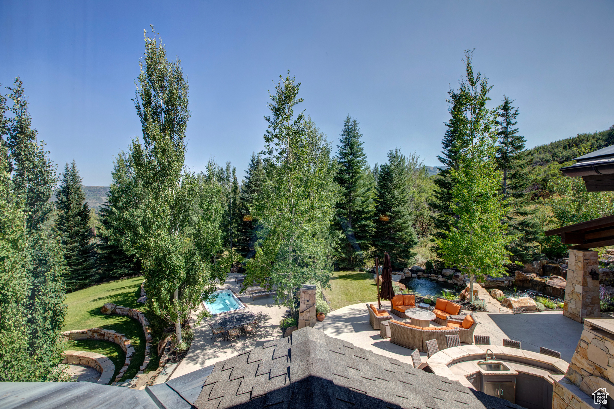 PARK MEADOWS - Residential