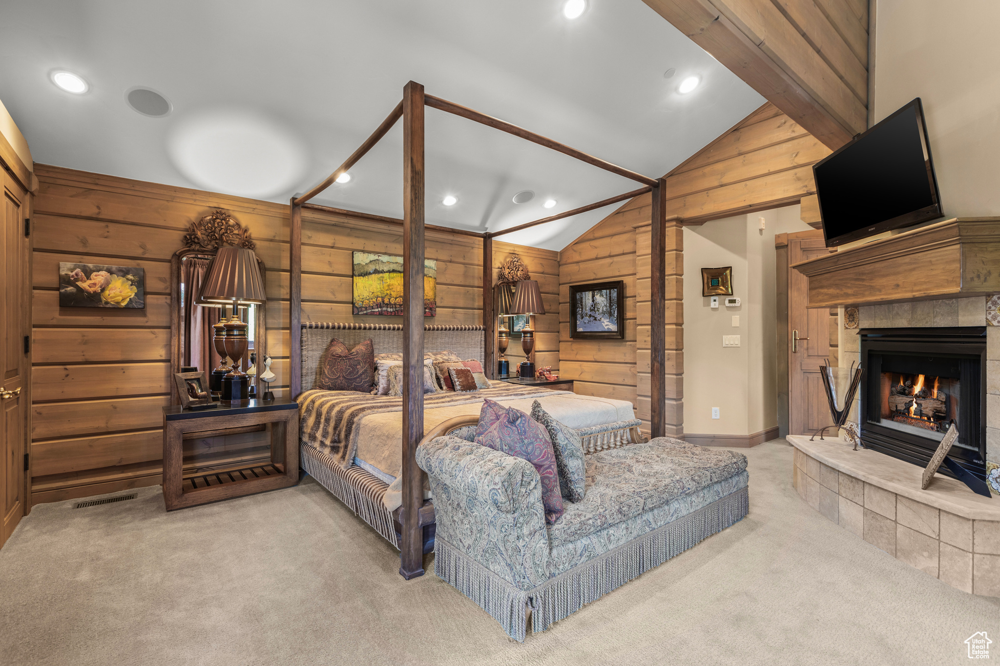 PARK MEADOWS - Residential