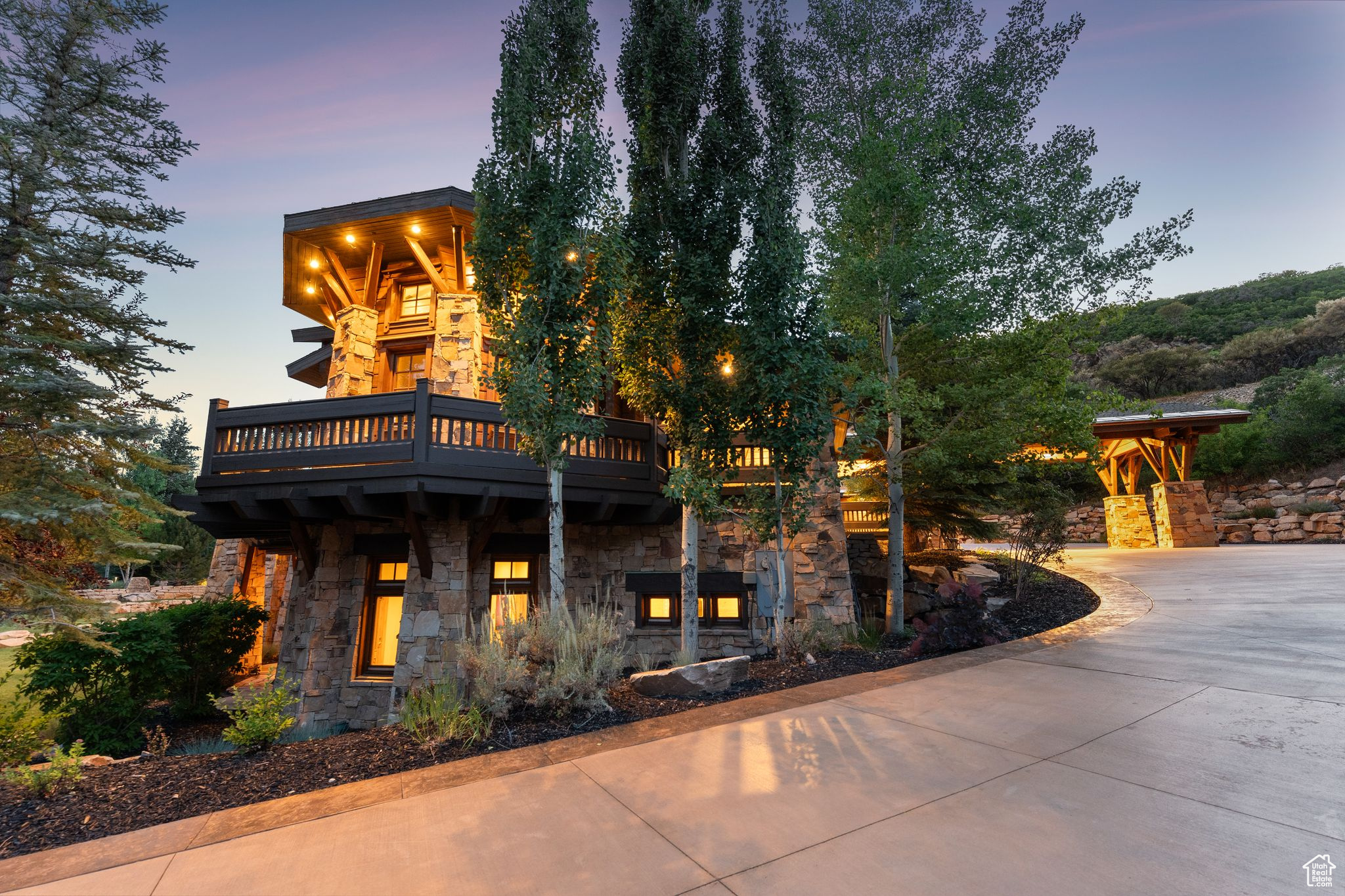 PARK MEADOWS - Residential