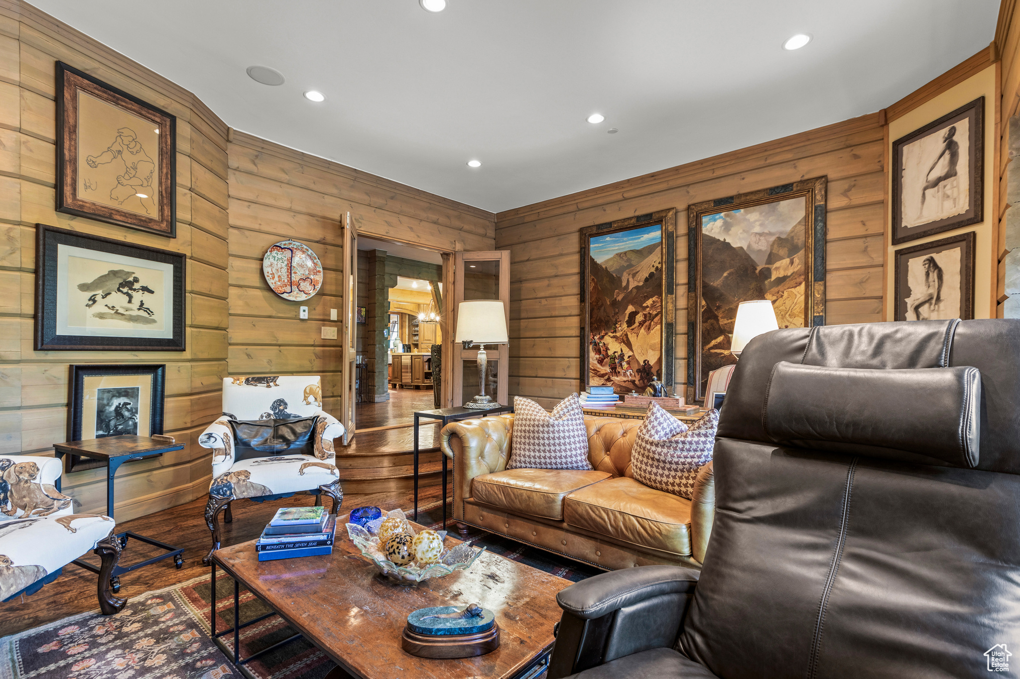 PARK MEADOWS - Residential