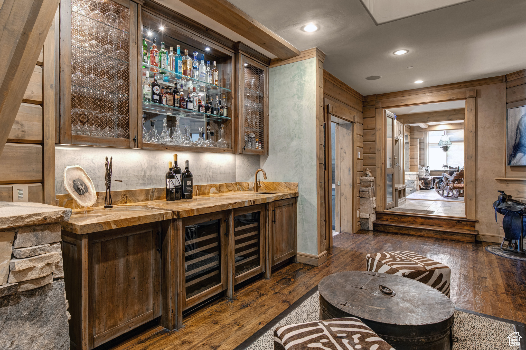 PARK MEADOWS - Residential