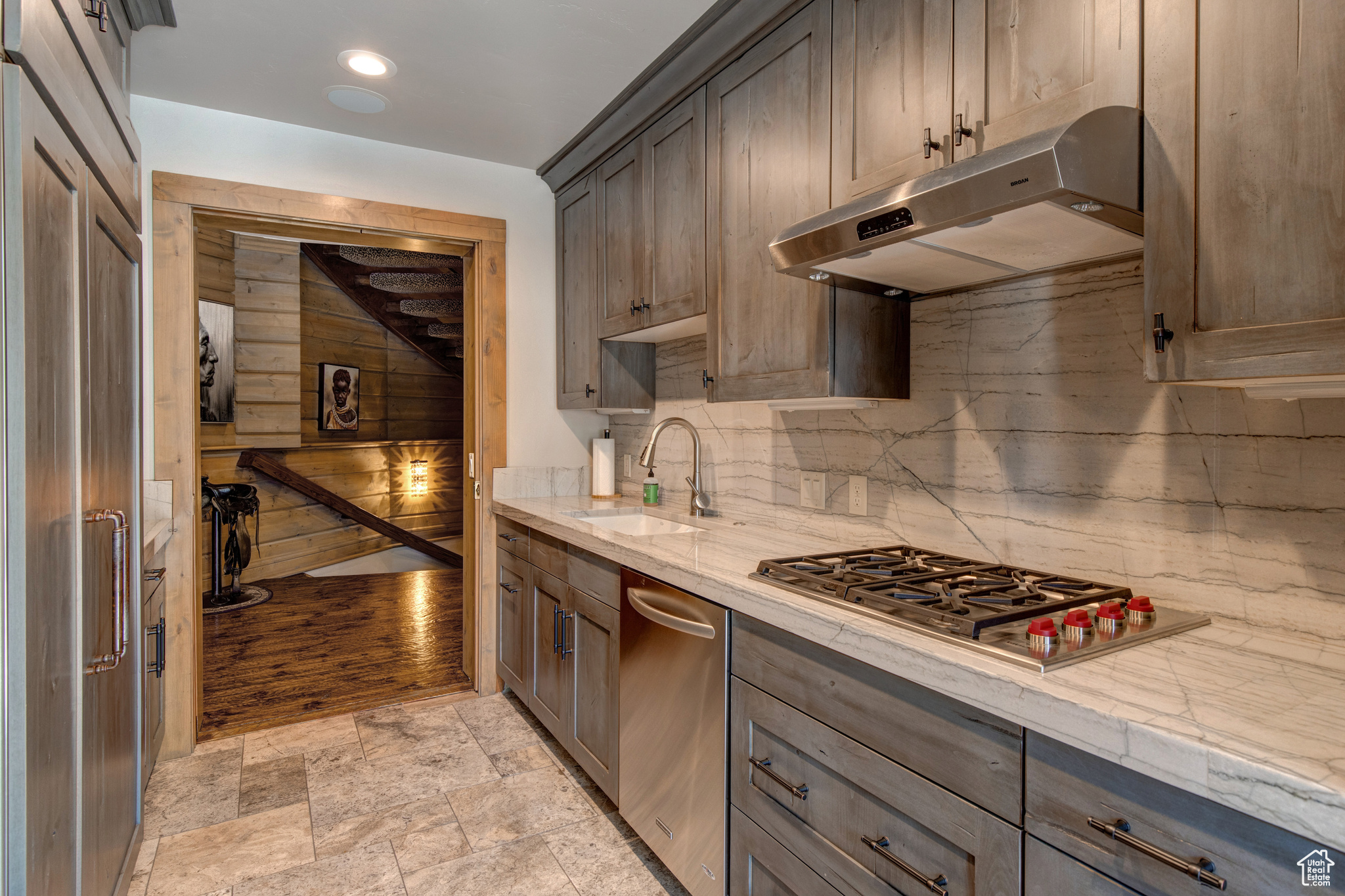 PARK MEADOWS - Residential