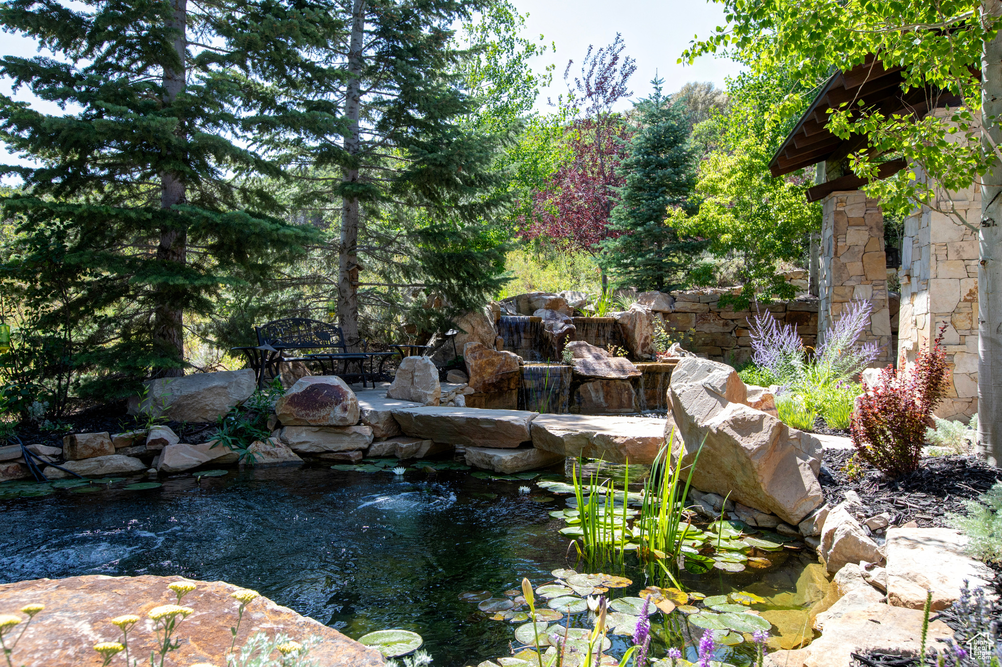 PARK MEADOWS - Residential