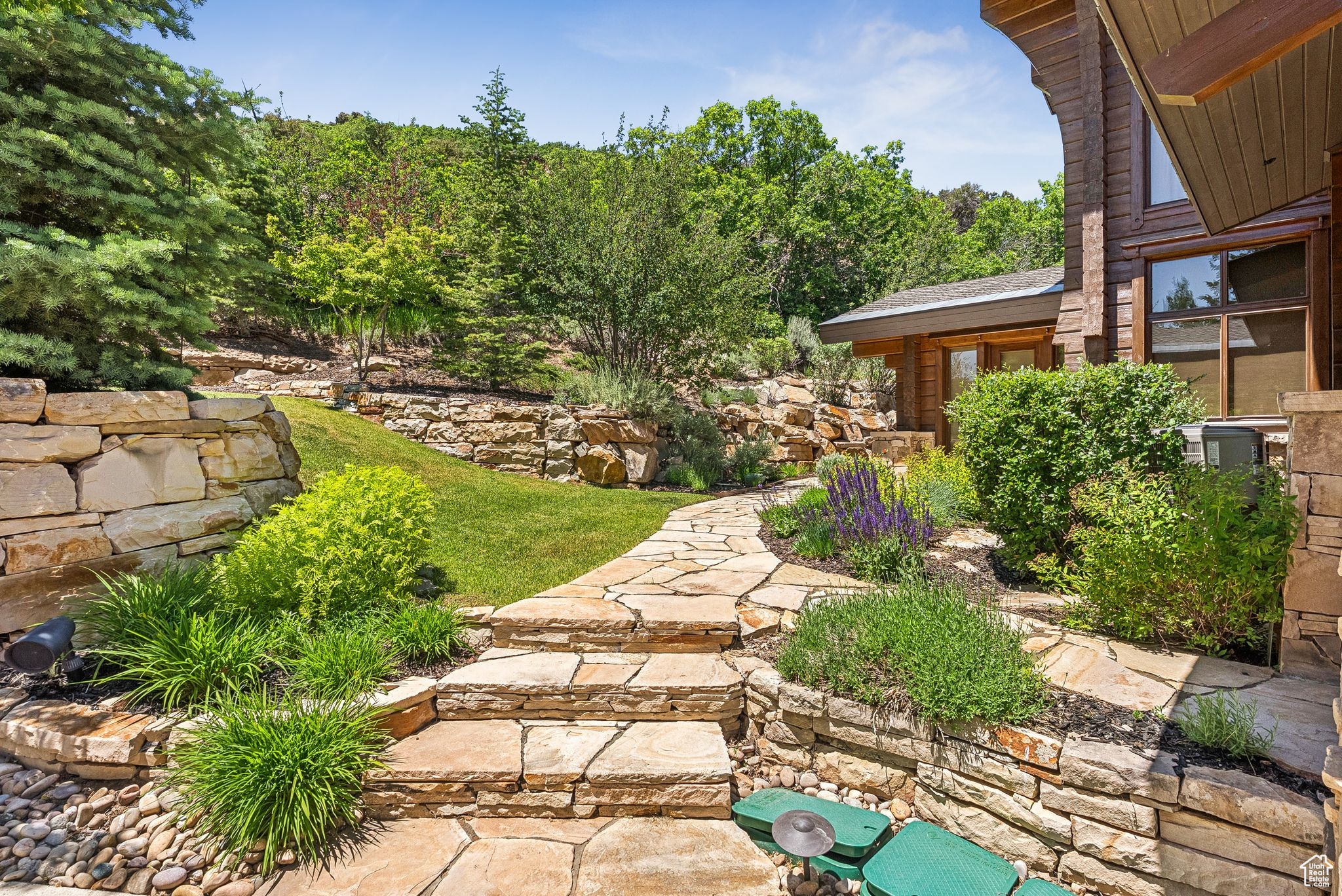 PARK MEADOWS - Residential