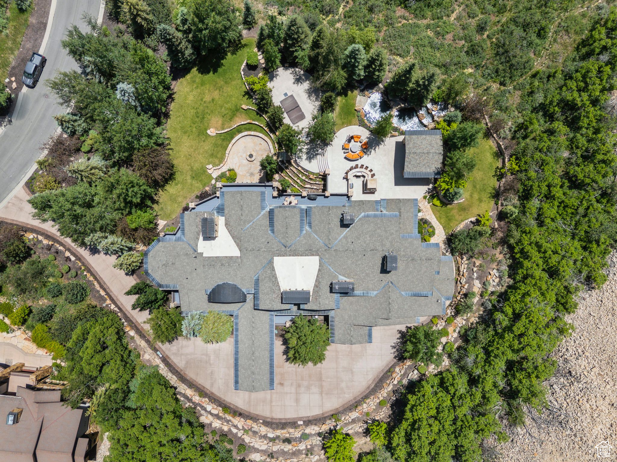 PARK MEADOWS - Residential