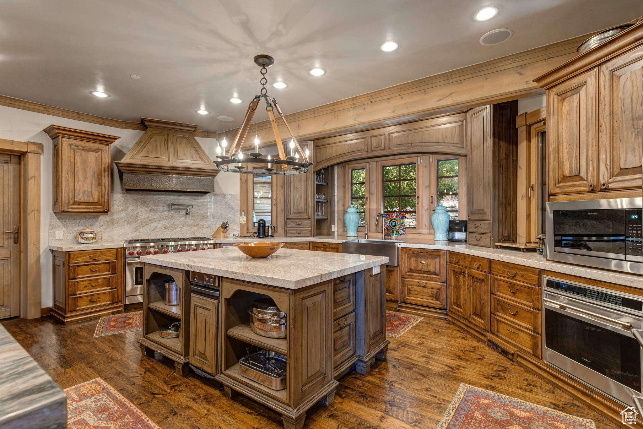 PARK MEADOWS - Residential