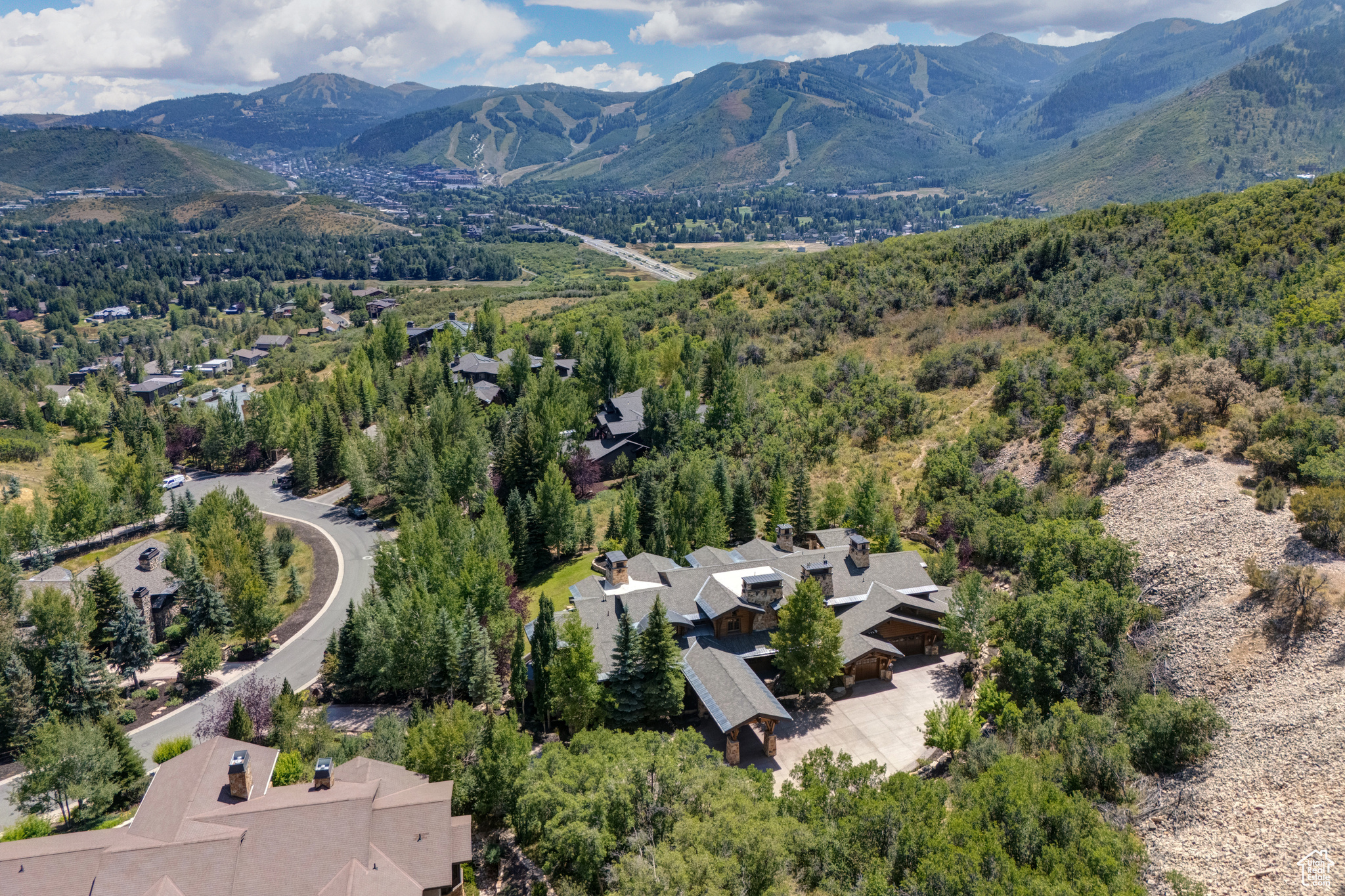 PARK MEADOWS - Residential