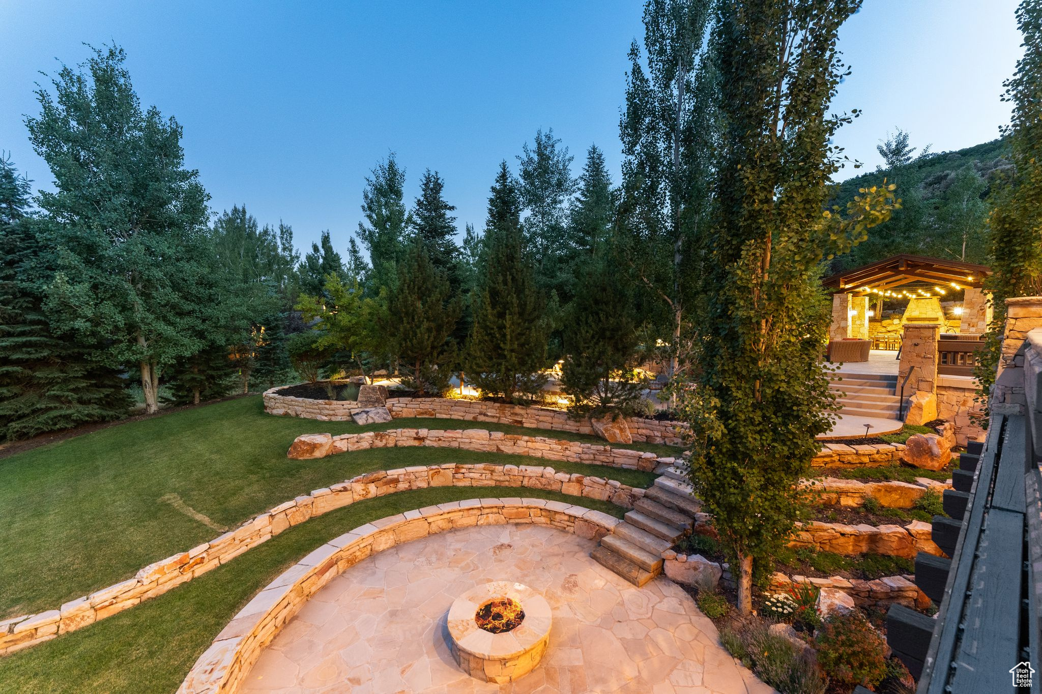 PARK MEADOWS - Residential