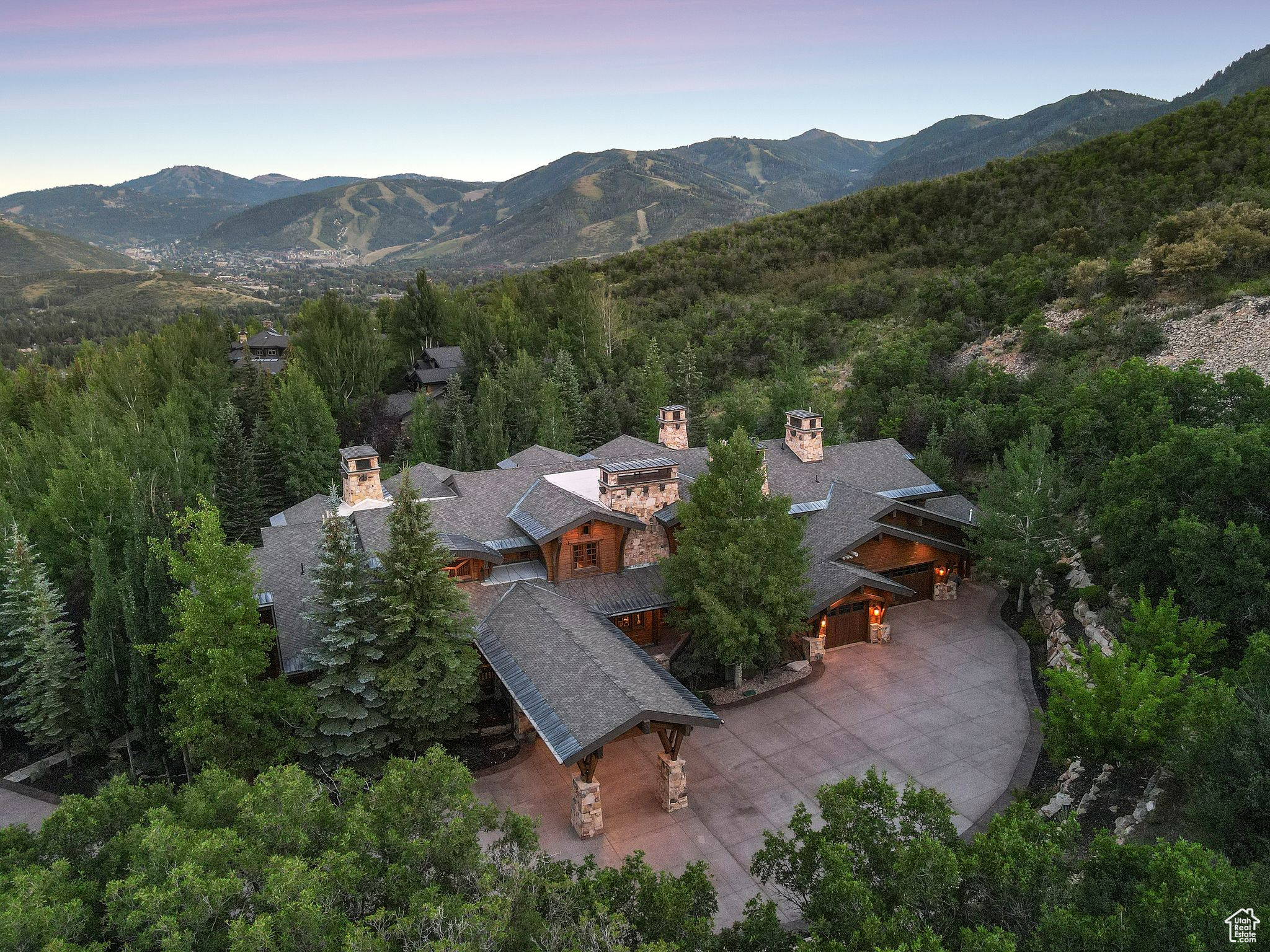 PARK MEADOWS - Residential