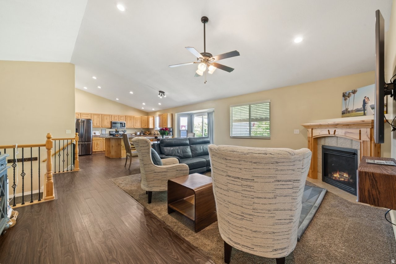 FREEDOM PLACE SUBDIV - Residential