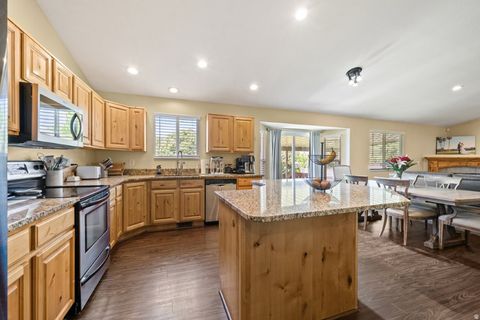 Tiny photo for 5609 S 4525 W, Hooper, UT 84315 (MLS # 2158569)
