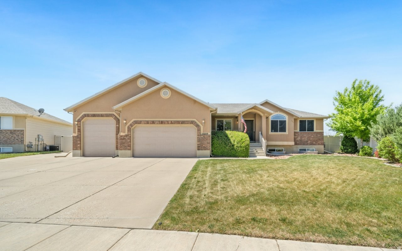FREEDOM PLACE SUBDIV - Residential