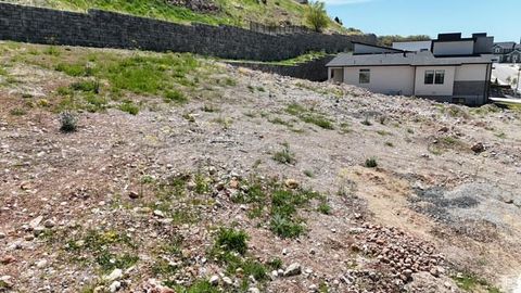 Tiny photo for 871 S WINTER LN, North Salt Lake, UT 84054 (MLS # 2061037)