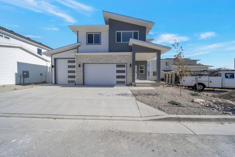 Photo of 7413 S PEARSON PARK #13, West Jordan, UT 84084 (MLS # 2121239)