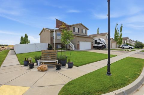 Tiny photo for 2647 W 2300 S, Syracuse, UT 84075 (MLS # 2161338)