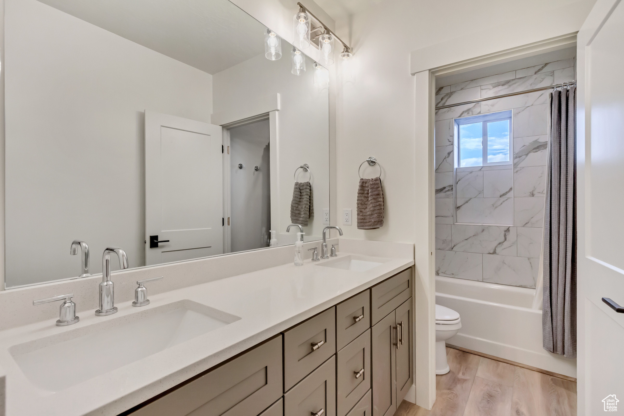 ARRIVAL - Residential