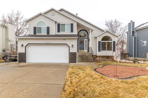 Photo of 5025 S 1100 E, South Ogden, UT 84403 (MLS # 2137026)