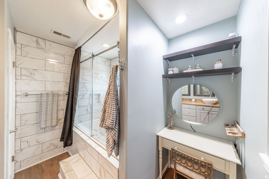 OAK WOOD HILLS - Residential