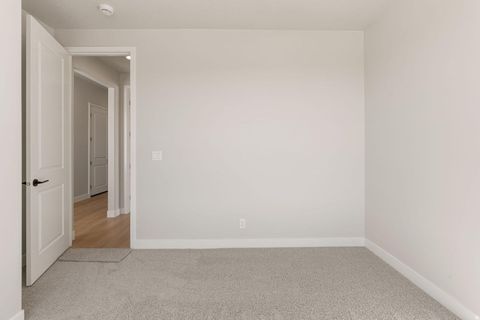 Tiny photo for 2405 PATRICIA DR, Santa Clara, UT 84765 (MLS # 2143930)