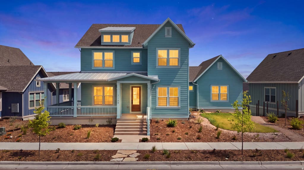 Photo of 7189 S SAGE RD #214, South Jordan, UT 84009 (MLS # 2177597)