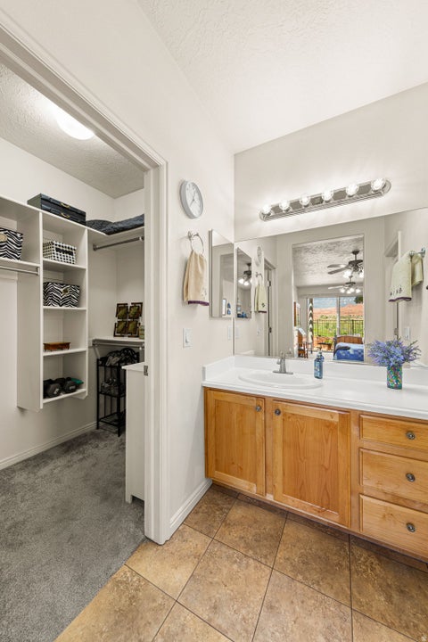 Tiny photo for 3293 E FOURTEEN FAIRWAY DR S, Washington, UT 84780 (MLS # 2169911)